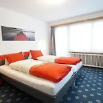 Cresta 3*